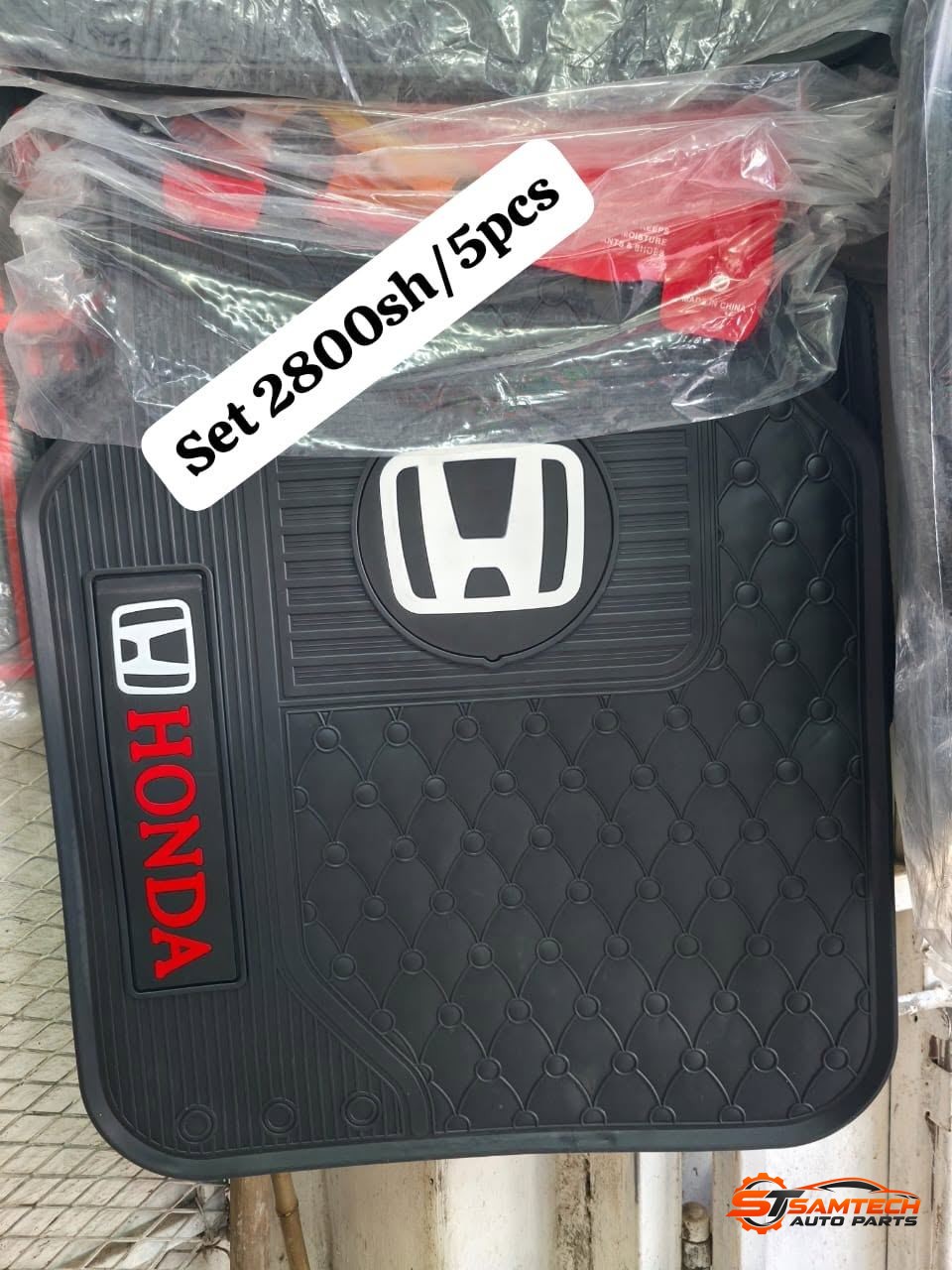 Honda Branded Plain Black Car Floor Mats - 5-Piece Set