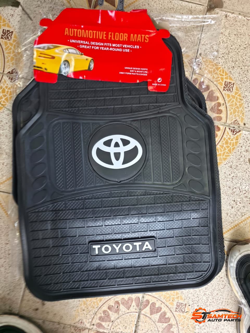 Toyota White Floor mats